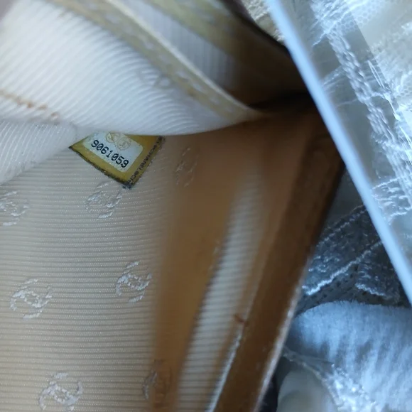 'RARE' Vintage Chanel Men's Wallet - Picture 11 of 14